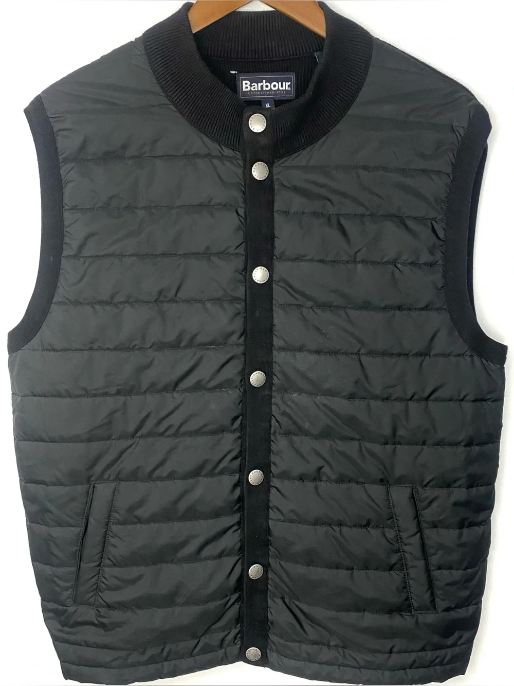 Barbour Mens Black Essential Gilet Quilted Snap Button Front Vest Jacket Size XL